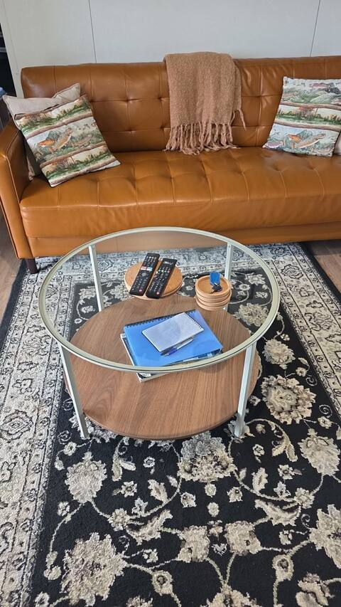 Popular Airbnb listing: Serenity..Comfort..Fishing..Relaxing..Skiing in Snowy Monaro Regional Council