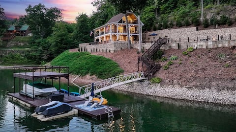 Skipping Stones Getaway - Watauga Lake Dock & Hot