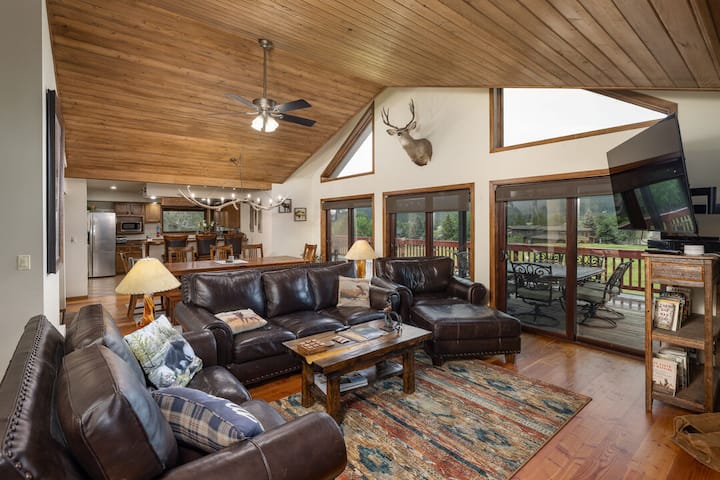 Private Hot Tub | Golf Course | Nordic Skiing - Big Sky, MT