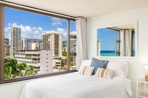 OCEAN VIEW, clean, 1BR, kitchen, free parking! A/C