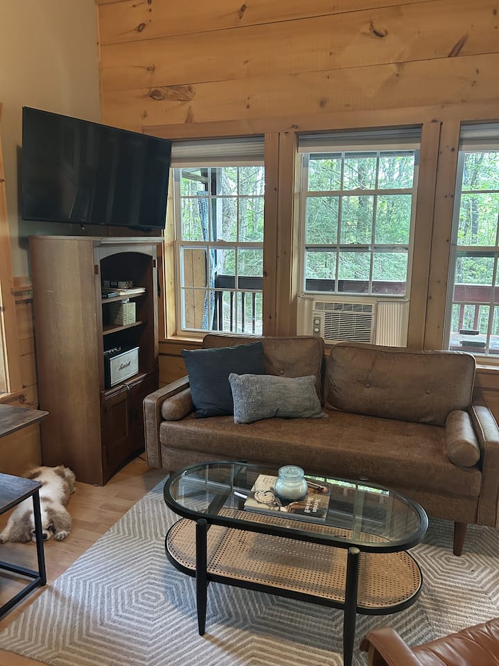 Overflow Cabin Retreat On Otis Reservoir - Granville State Forest, Granville