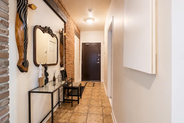 Merveilleux Studio Meuble Totalement éQuipée - Montréal