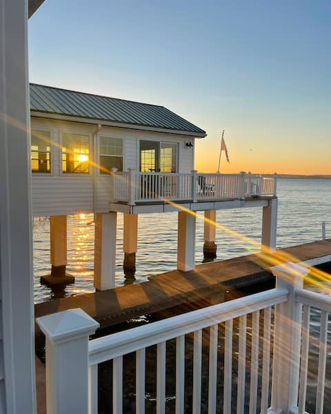 O’vr Water Cottage