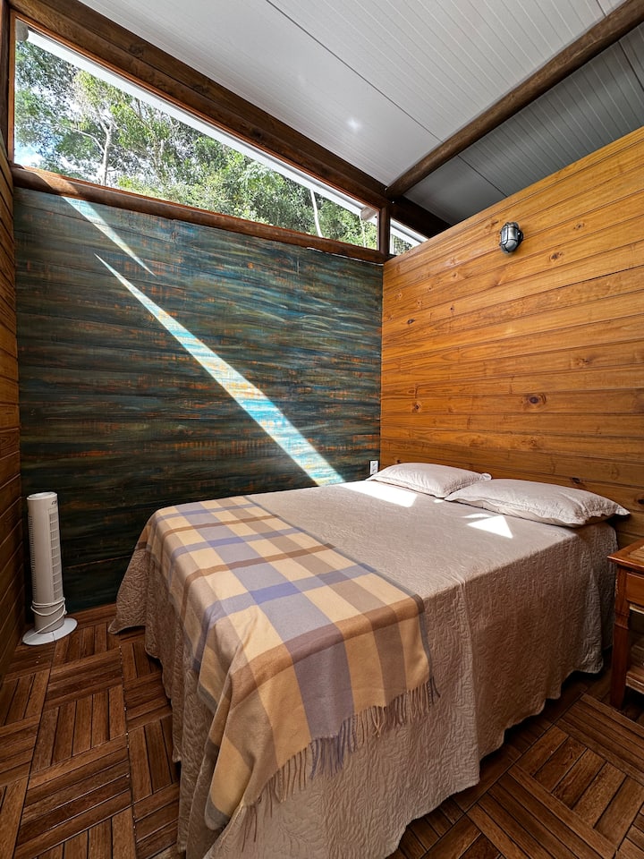 غرفة النوم الثالثة - سرير مزدوج