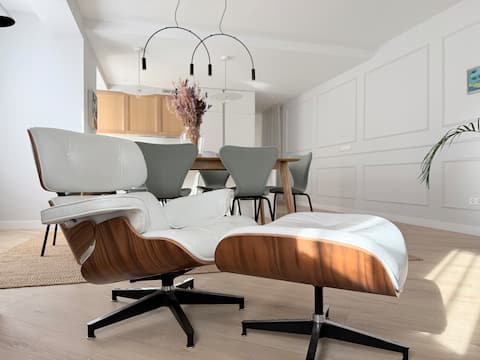 Popular Airbnb listing: Burgos Señorial by Apartmentos Catedral Camino in Burgos