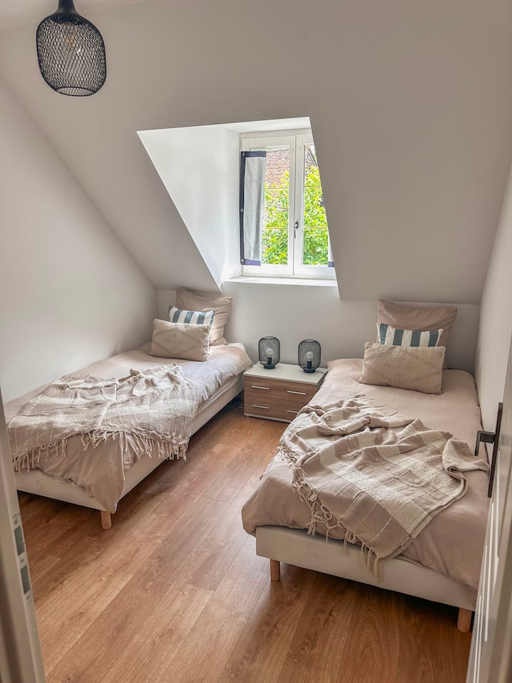 2 x 90 x 200 lôžok
Hotelová posteľná bielizeň 