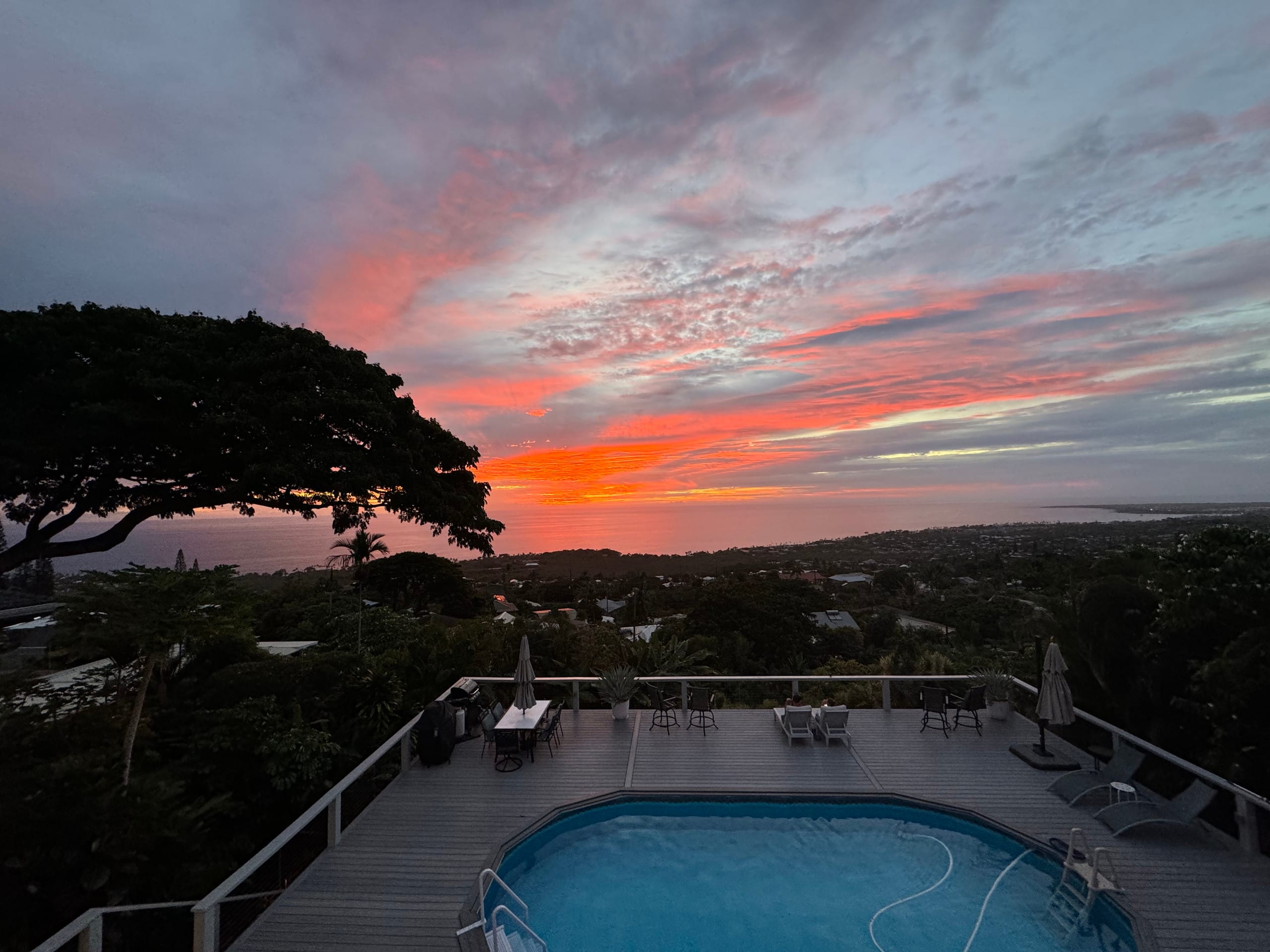 Kona Suite | Pool, Beach Gear & Aloha Hospitality - Photo 9