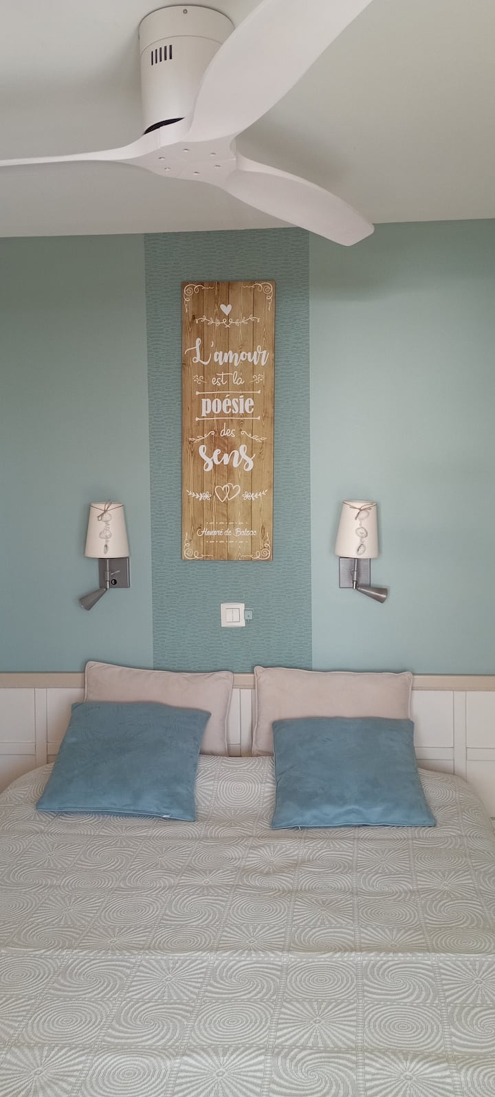 ventilator tavani me 140 krevate 