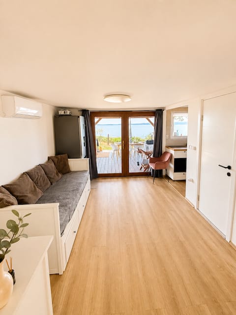 Top Airbnb: Balaton Sunset (The Isle of Calm) in Balatonalmádi