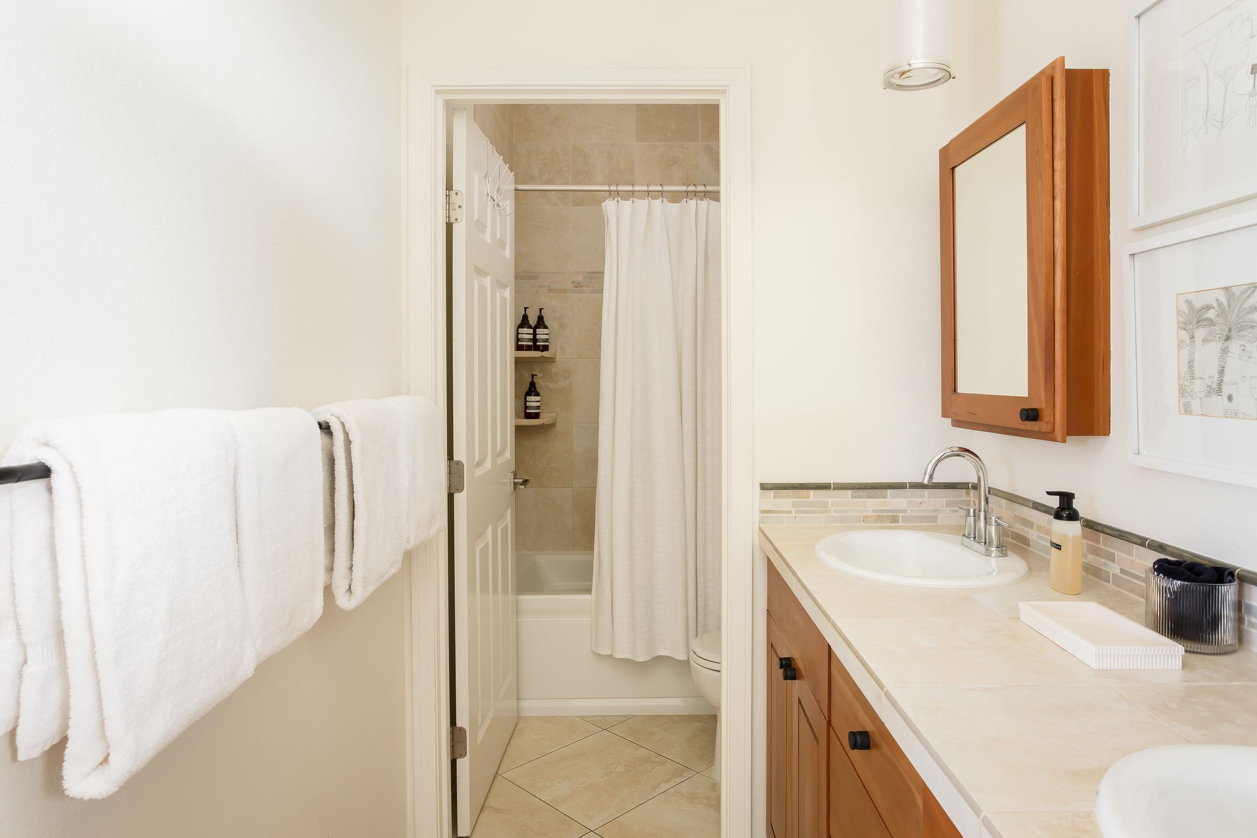 Home in Princeville · ★4.98 · 3 bedrooms · 3 beds · 2 baths - Image 23