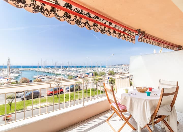 Menton Garavan : 2p Pieds Dans L’eau & Parking - Menton
