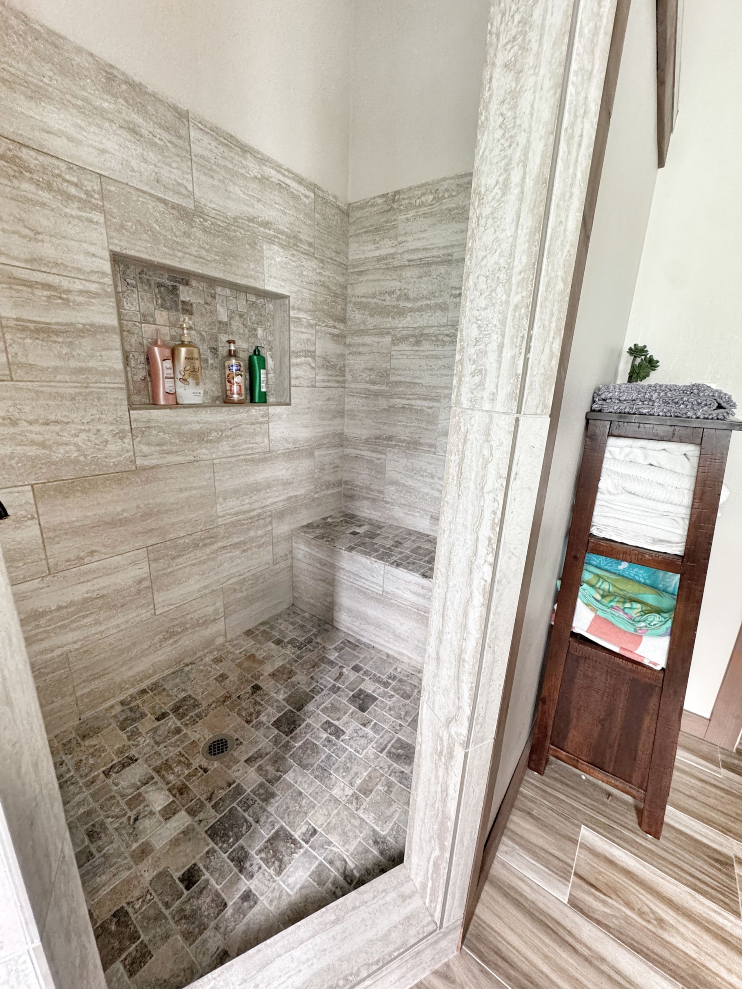 Home in Holualoa · ★4.92 · 4 bedrooms · 5 beds · 3.5 private baths - Image 21