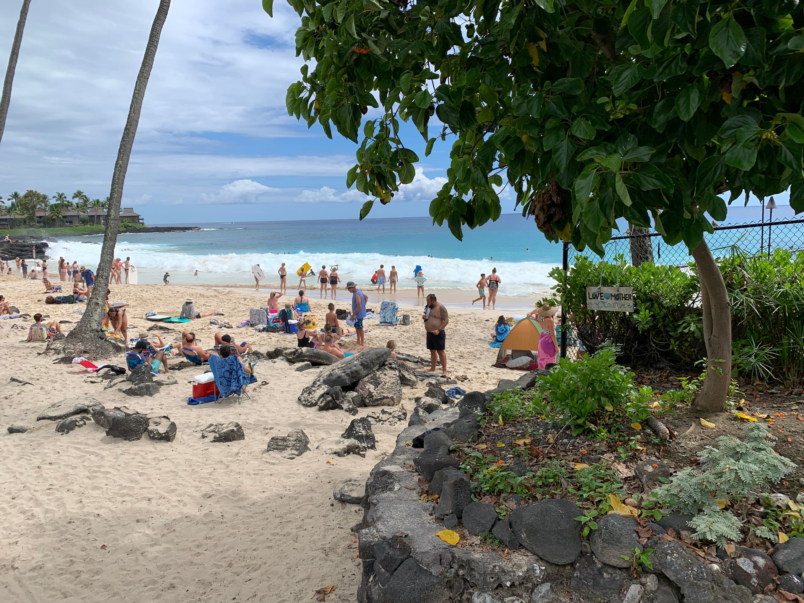 Condo in Kailua-Kona · ★4.83 · 1 bedroom · 3 beds · 2 shared baths - Image 44