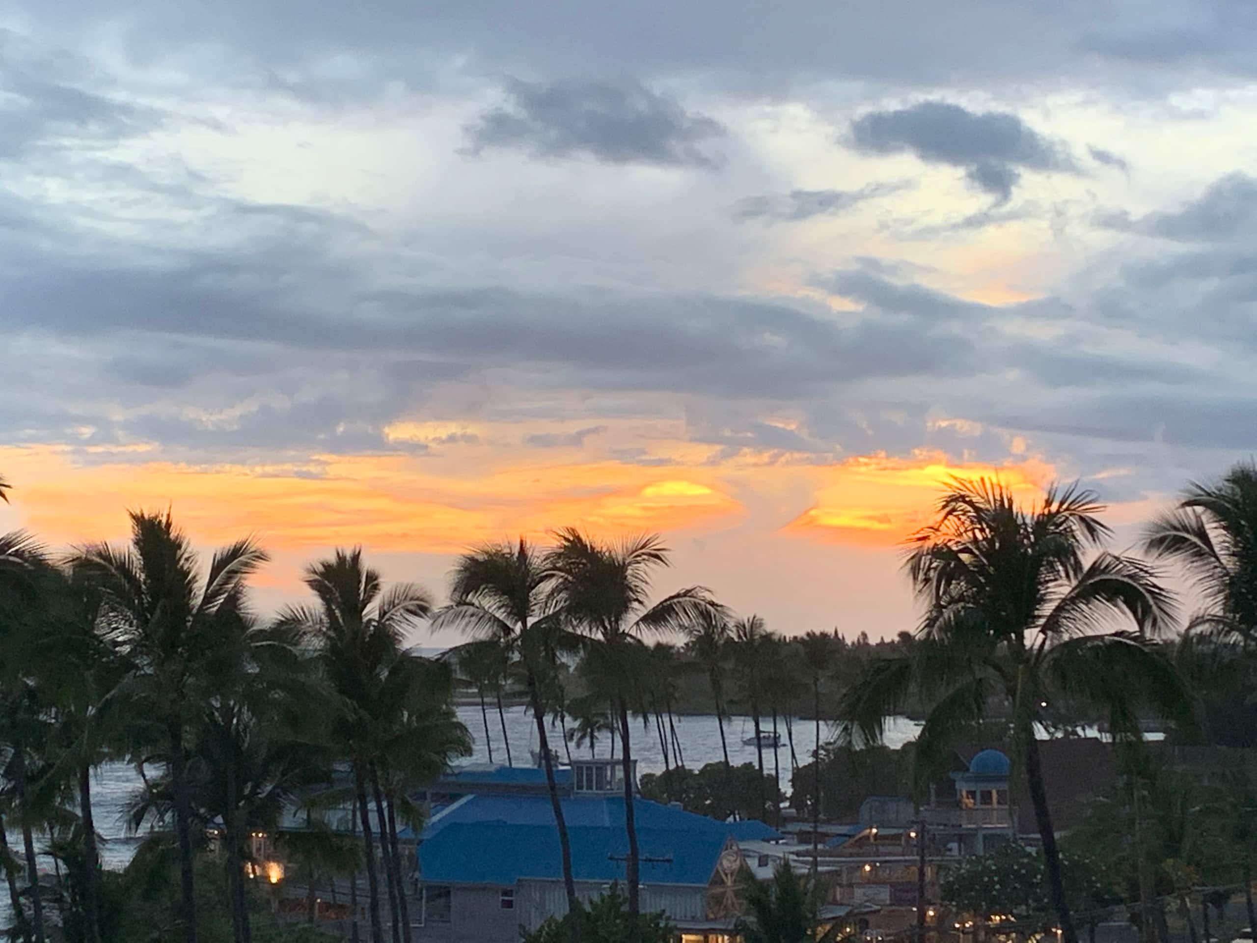 Condo in Kailua-Kona · ★4.83 · 1 bedroom · 3 beds · 2 shared baths - Image 30