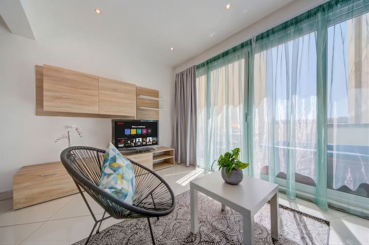 Sliema Ferries 2-bedroom Apartment - Malte