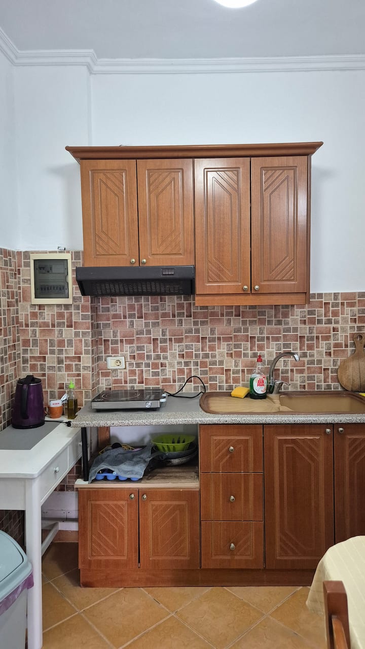 Amazing Apartment In Ksamil!4 Persons!free Wifi! - Ksamil