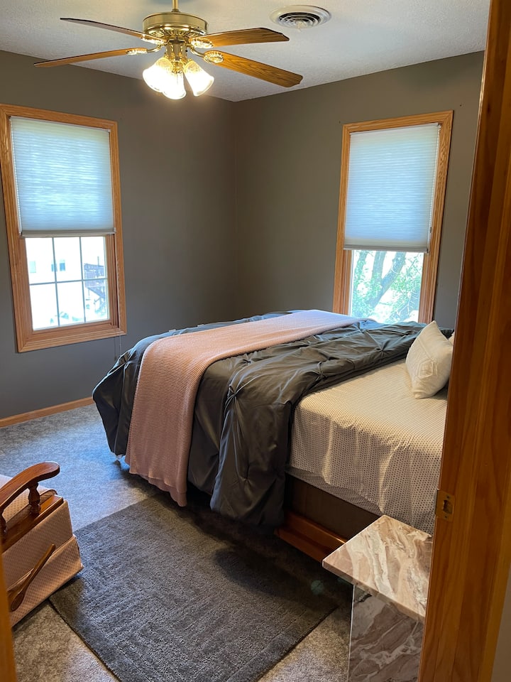 საძინებელი 3