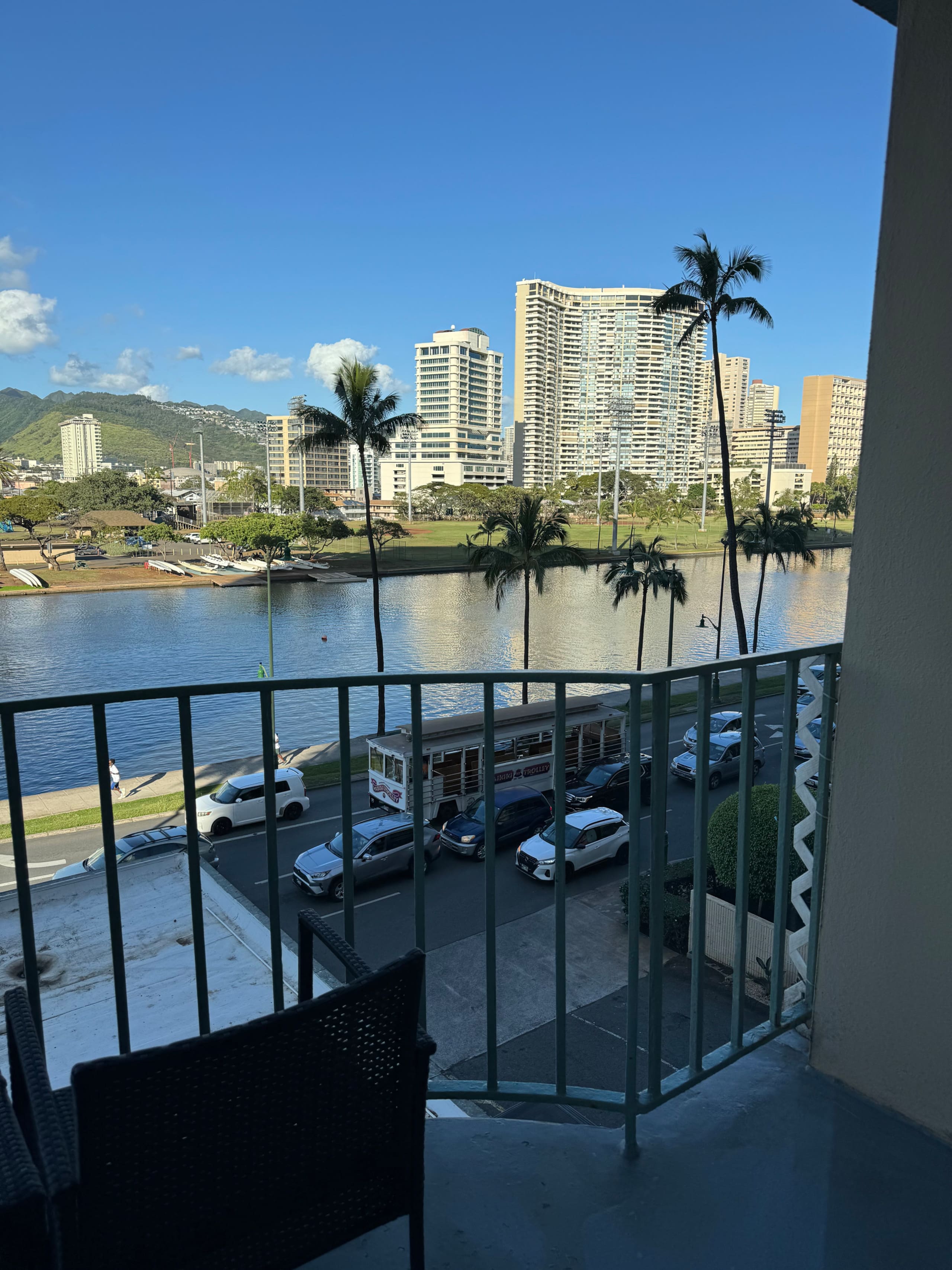 Family Waikiki Apt sleeps 5 FREE parking - Image 32