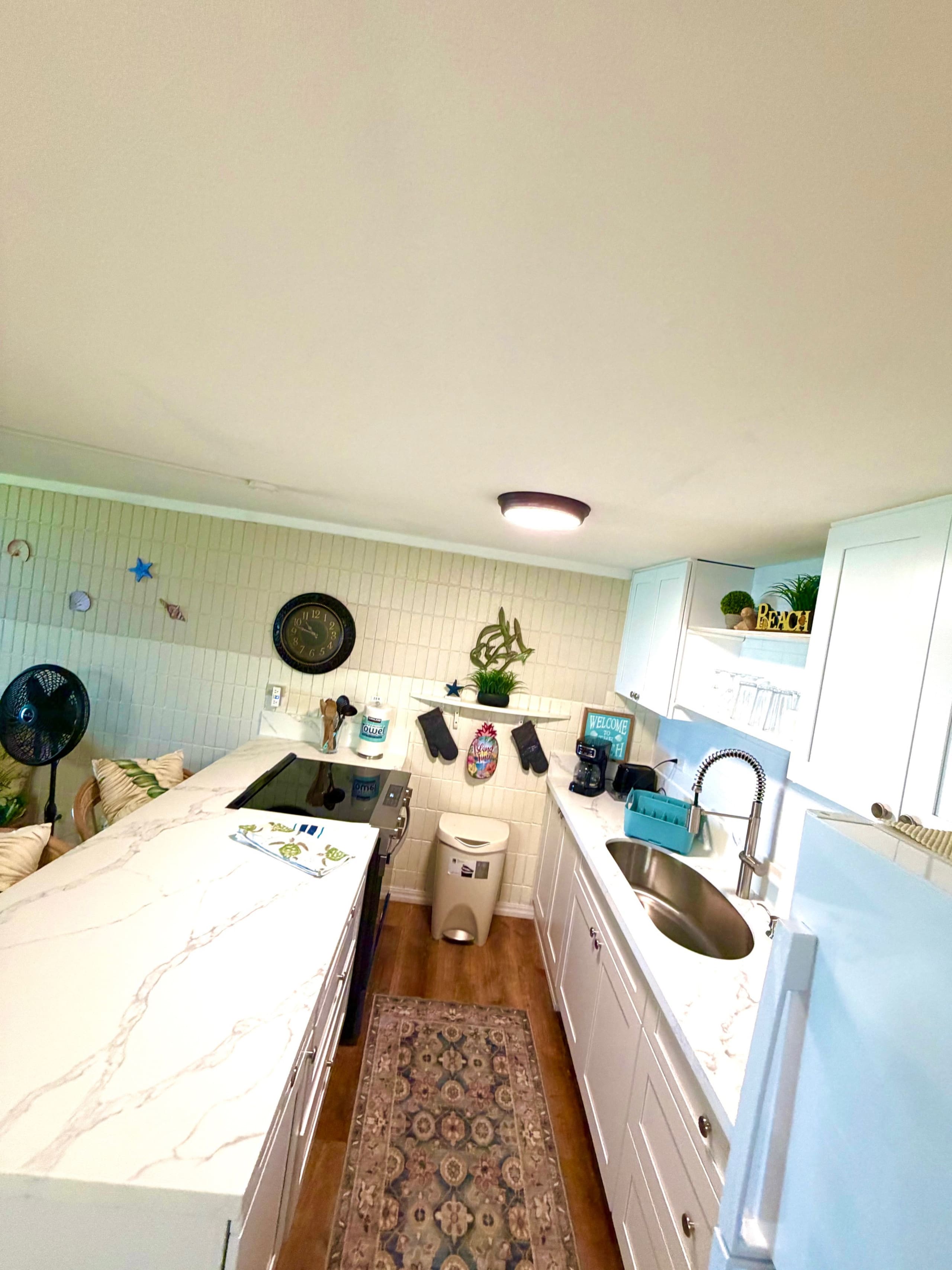 Condo in Hauula · ★4.75 · 1 bedroom · 2 beds · 1 private bath - Image 16