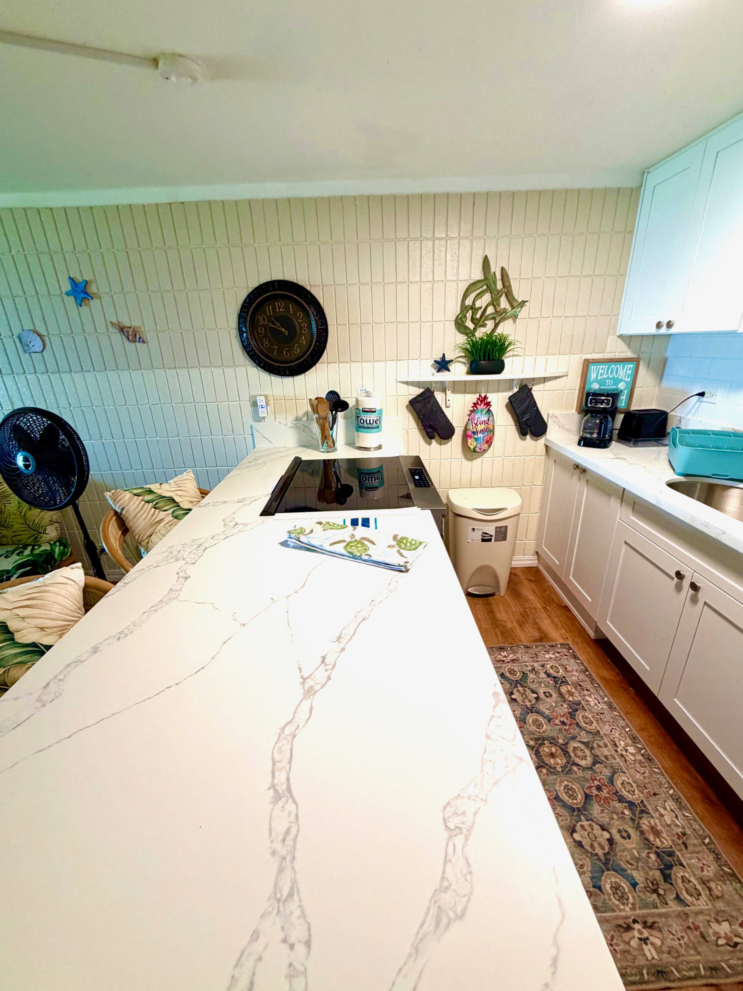 Condo in Hauula · ★4.75 · 1 bedroom · 2 beds · 1 private bath - Image 17