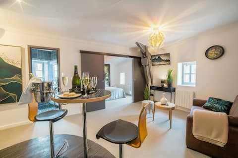 Luxury Suite Hypercentre Tullins - Netflix & Parking