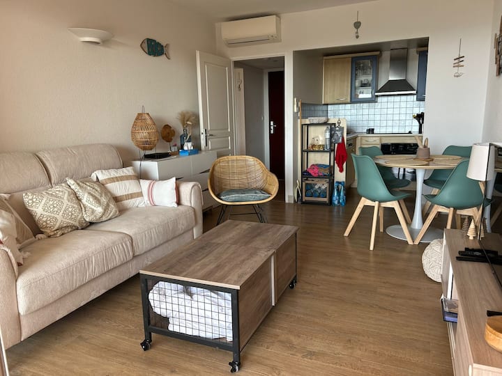 غرفة المعيشة