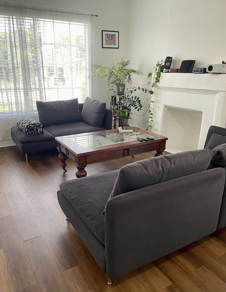 2 Br House ·Patio/bbq · Near Brickell And Beaches - Miami, FL