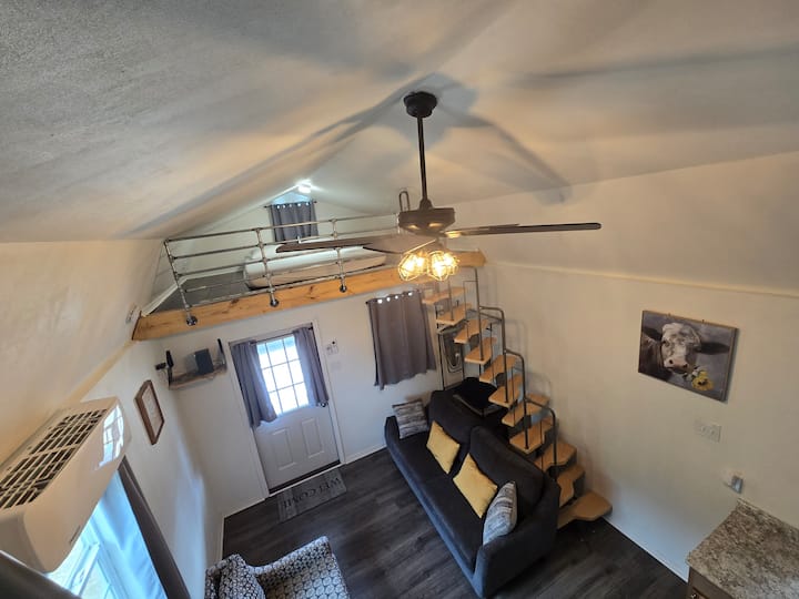Canyon Lake Getaway Cabin A - Canyon Lake, TX