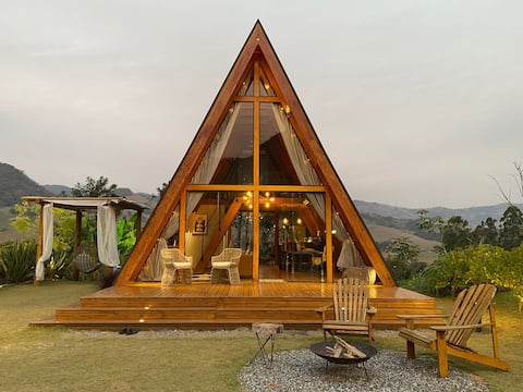 Cabana do Sossego Refuge in Serra da Mantiqueira
