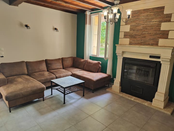 Grande Maison Familiale Avec Piscine – 8 Pers - Charente-Maritime