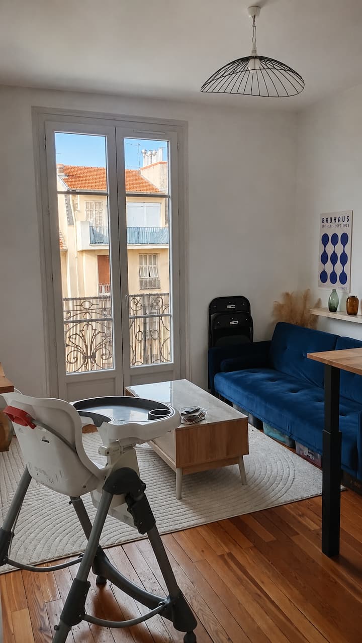 3 Pièces (61m2), Salle De Jeux, Quartier Bourgeois - Niza
