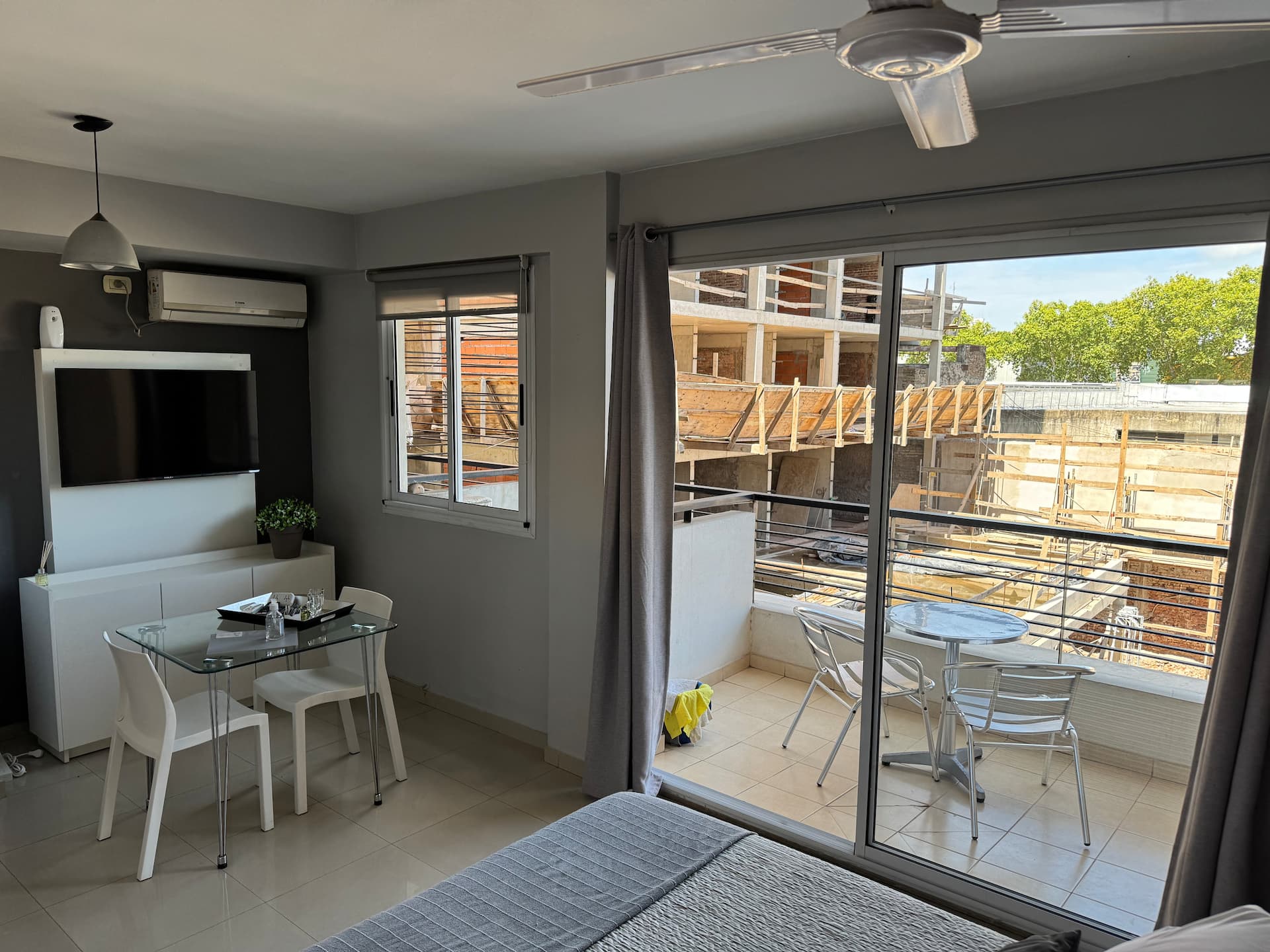 Monoambiente con balcón y amenities en Palermo Hollywood