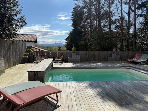 Charming Villefranque house in the Basque Country