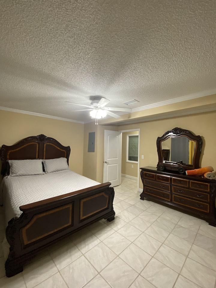 Queensize-suite BR3 i stueplan