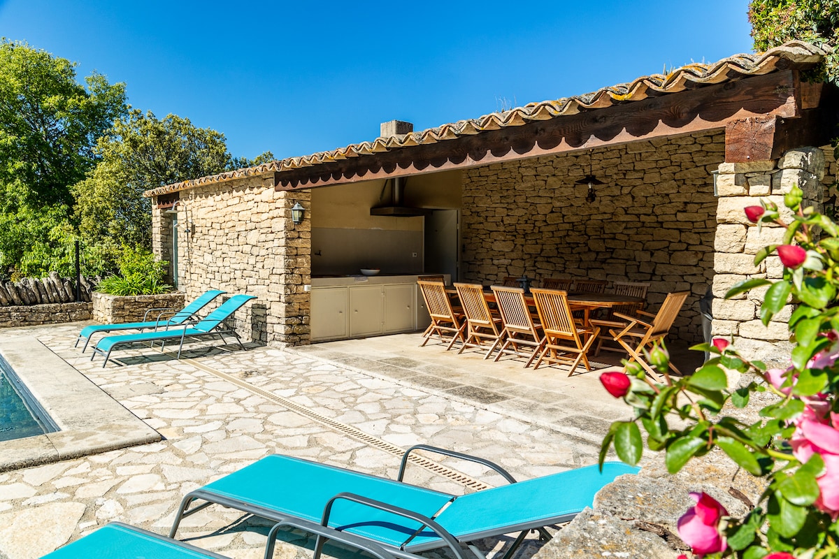 Villa Mimosa — view 3
