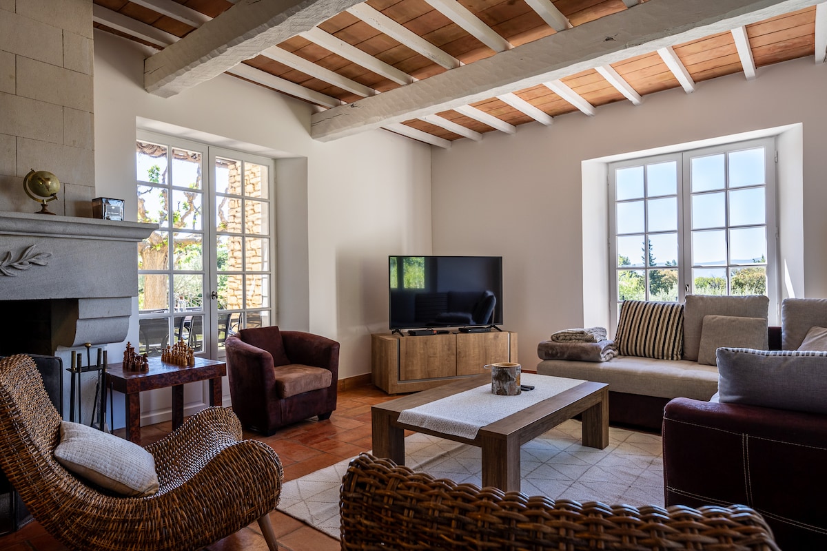 Villa Mimosa — view 4