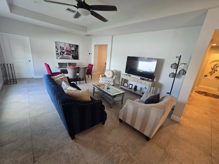 Mi Casa Su Casa! - Orlando