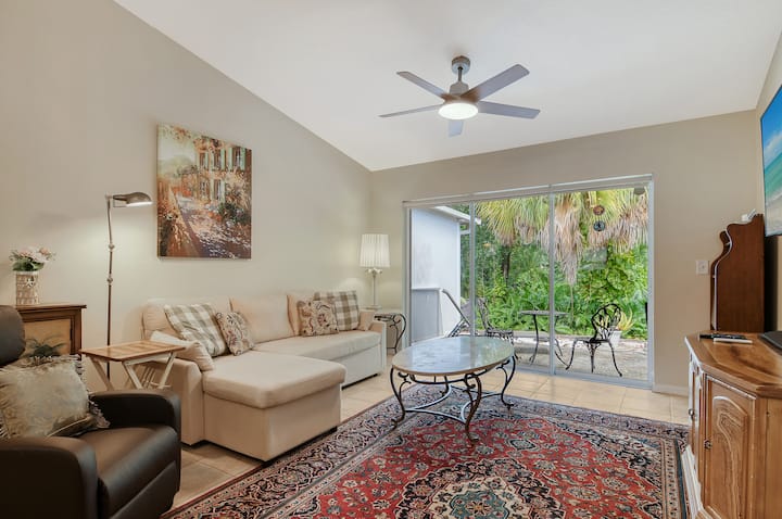 Central Location-close To Everything Sarasota - Sarasota, FL
