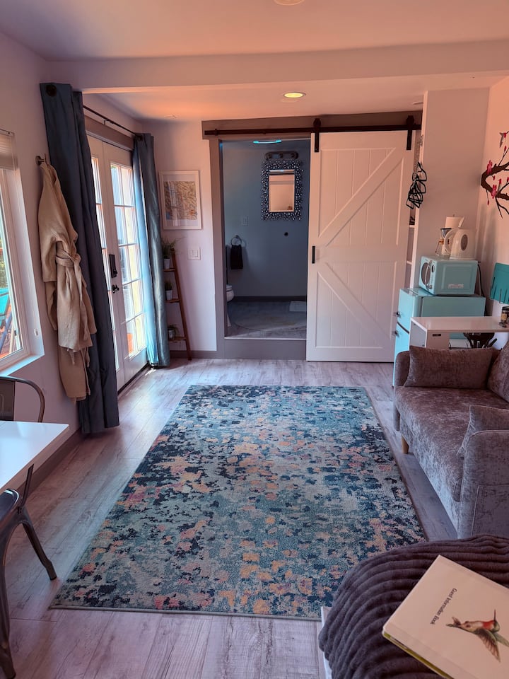 Peaceful Studio For 2, Hot Tub! Close To River - Guerneville, CA