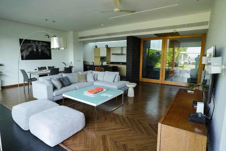 Kitchenette image 1