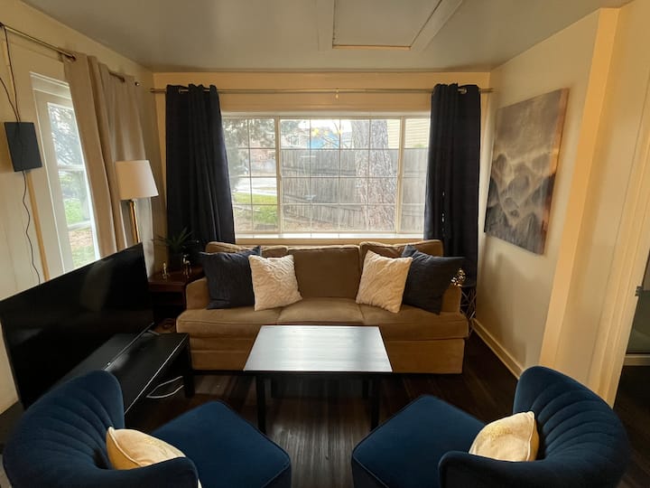 Adorable Brick Bungalow 5 Min To Downtown Boise - Boise, ID
