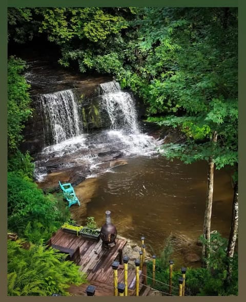 Private Waterfall Getaway - NO impact by Helene!