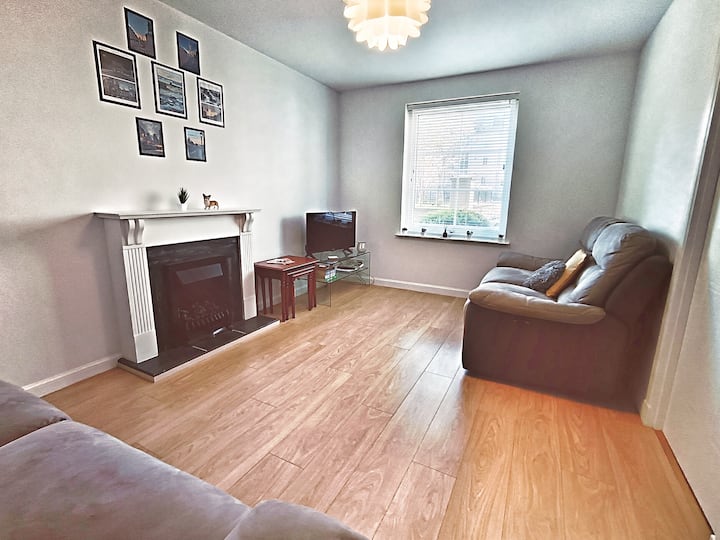 Quiet - Central - Free Allocated Parking - Aberdeen