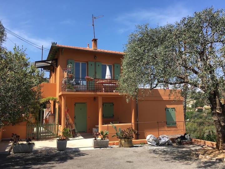 Triplex Dans Maison Niçoise - Nice