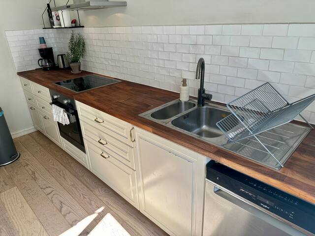 Classical 3 bedroom / Royal Palace / Shopping gallery image 5