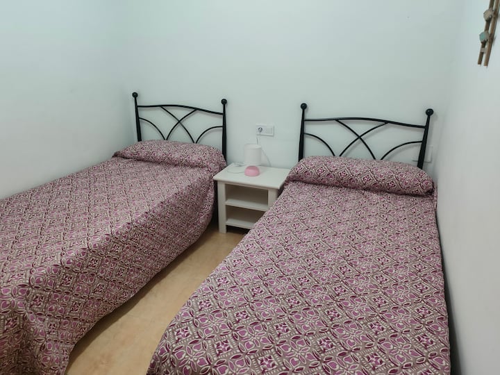 Dhomë gjumi 2
