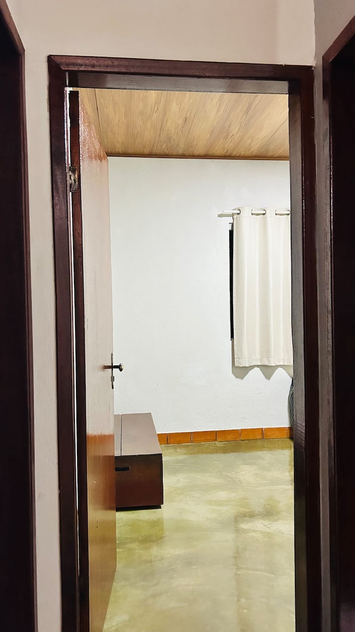 Dhomë gjumi 2