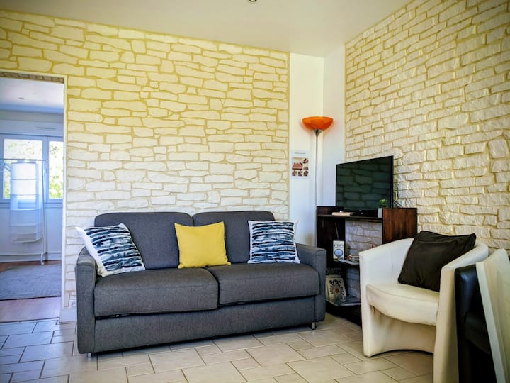 Appartement T2, 38 M2 & Jardin, 1-6 Personnes - Saint-Pierre-des-Corps