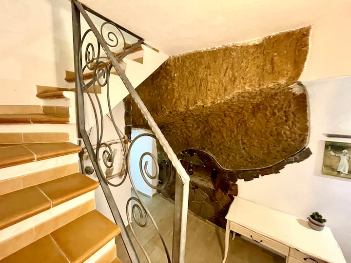 Domo Mea Autentico E Moderno Al Castello - Bosa