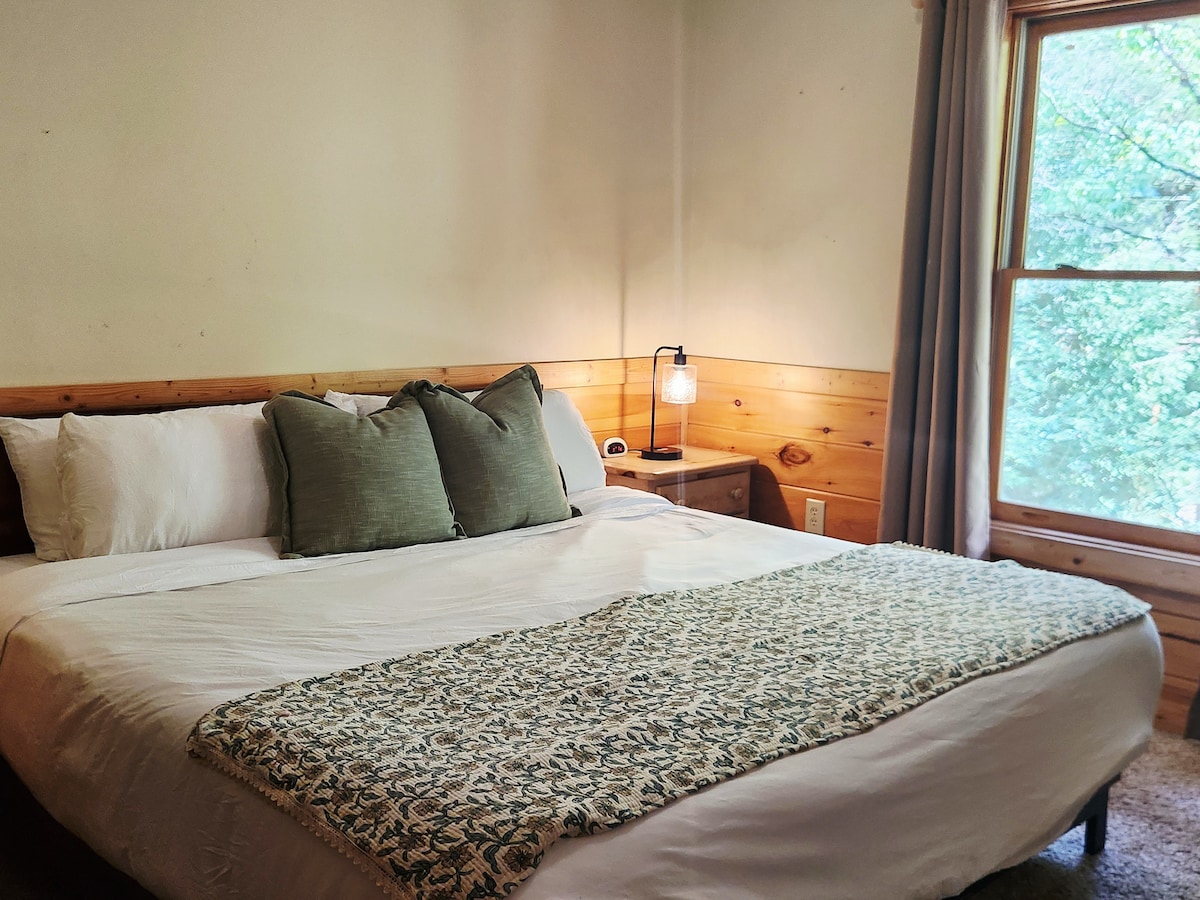 加大双人床-更低层